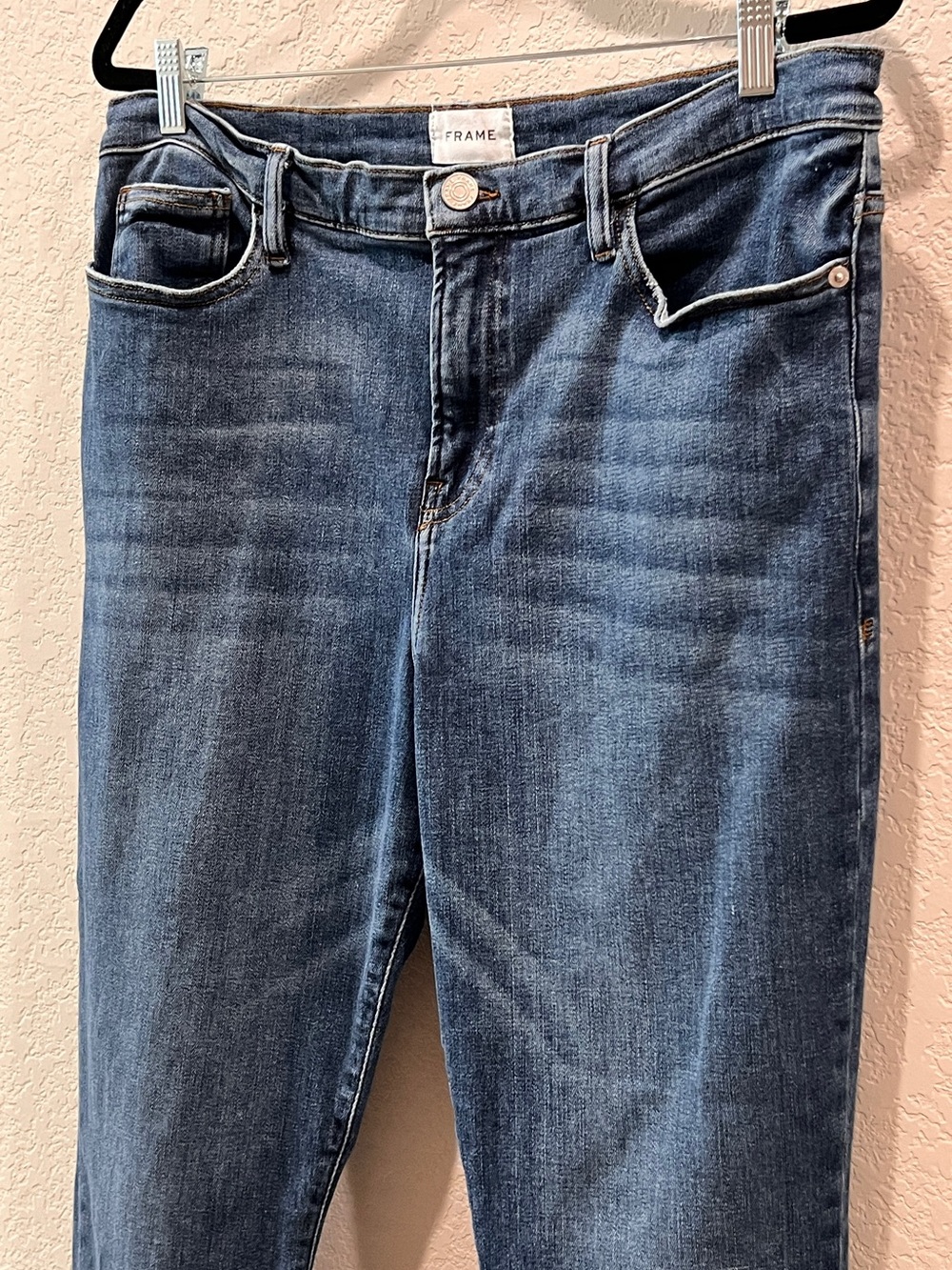 FRAME Le High Ankle Straight Leg
Jeans Bestia Blue Size 33 - Picture 5 of 16